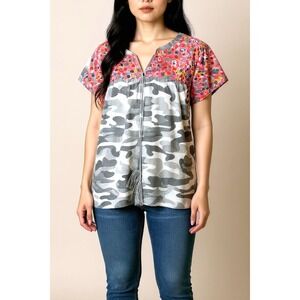 Savanna Jane Floral Camo Print Peplum Top Gray Pink Boho Festival Medium